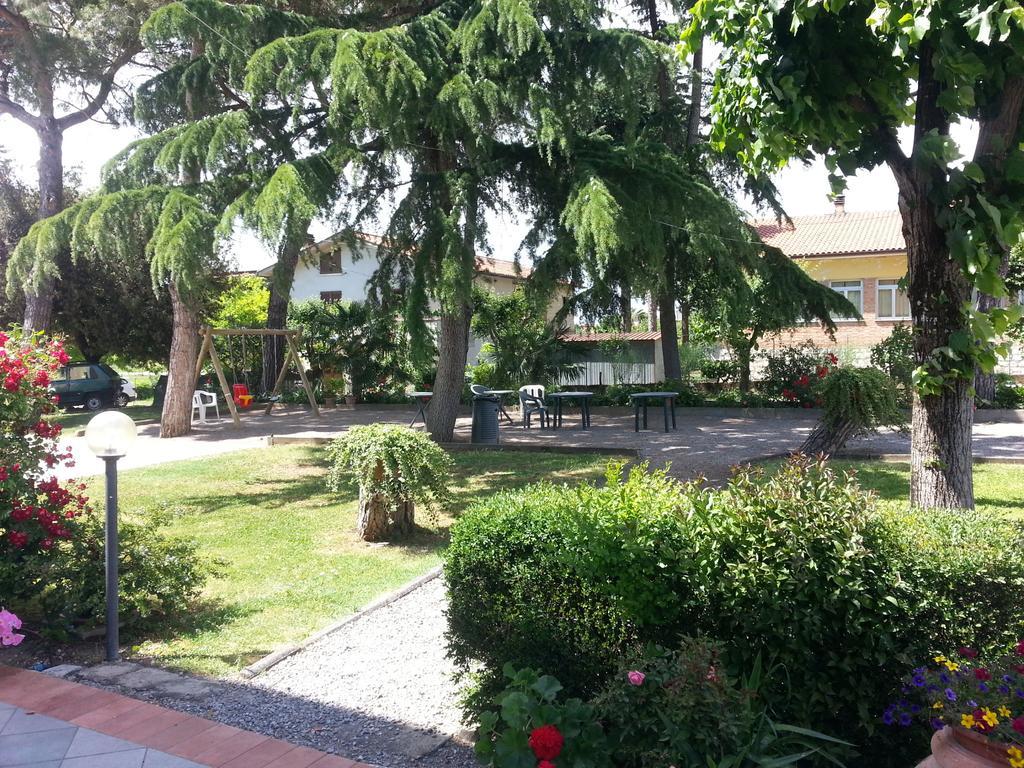 Hotel Tiziana Montepulciano Stazione Εξωτερικό φωτογραφία