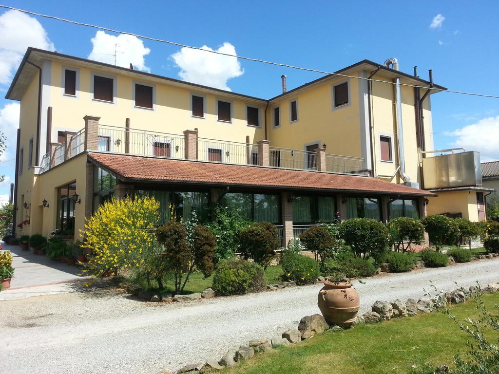 Hotel Tiziana Montepulciano Stazione Εξωτερικό φωτογραφία