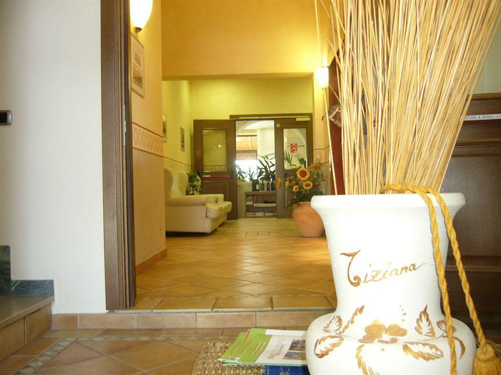 Hotel Tiziana Montepulciano Stazione Εξωτερικό φωτογραφία