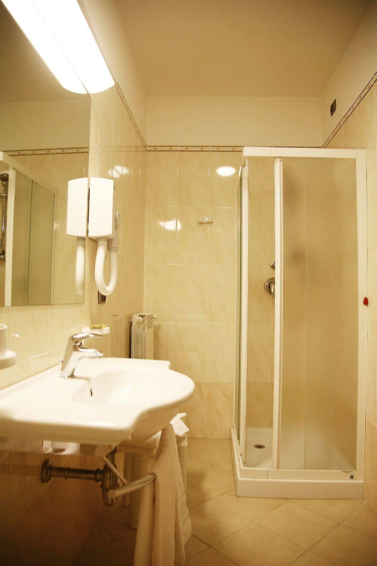 Hotel Tiziana Montepulciano Stazione Εξωτερικό φωτογραφία