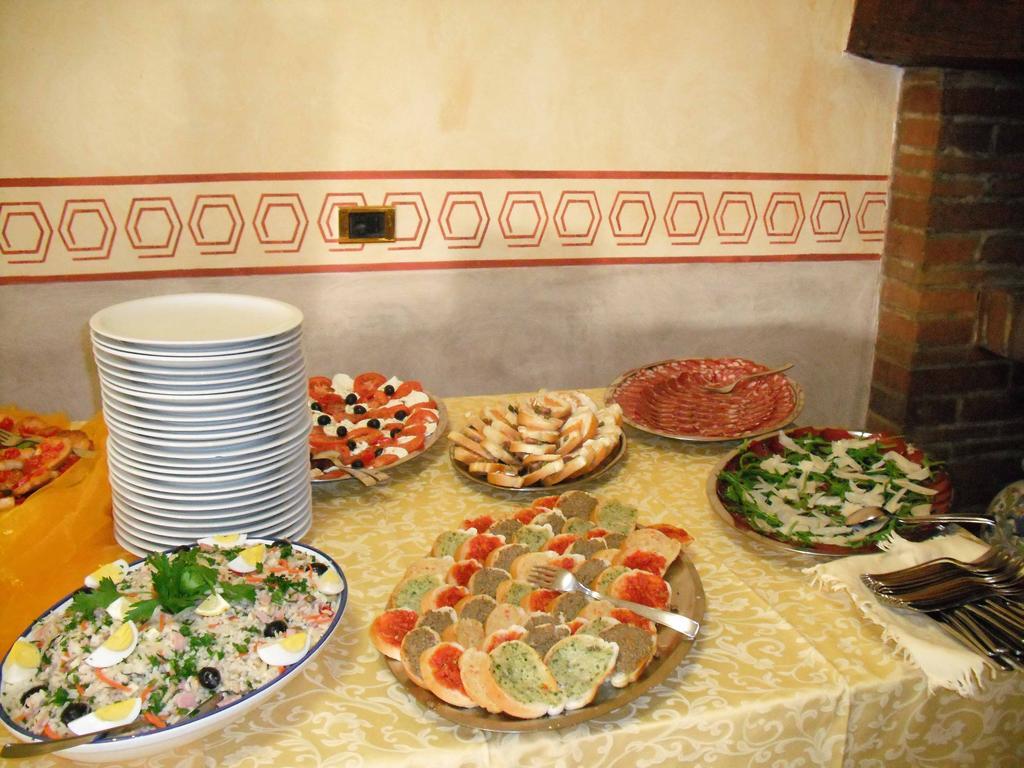 Hotel Tiziana Montepulciano Stazione Εξωτερικό φωτογραφία